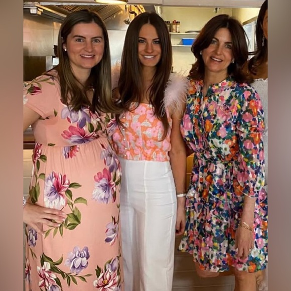 Andreeva Feather Top💕 - Picture 7 of 7